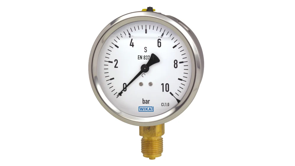 Pressure gauge pada mesin industri untuk memantau tekanan udara dan fluida