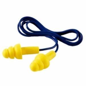 Earplug pelindung pendengaran digunakan di area mesin produksi