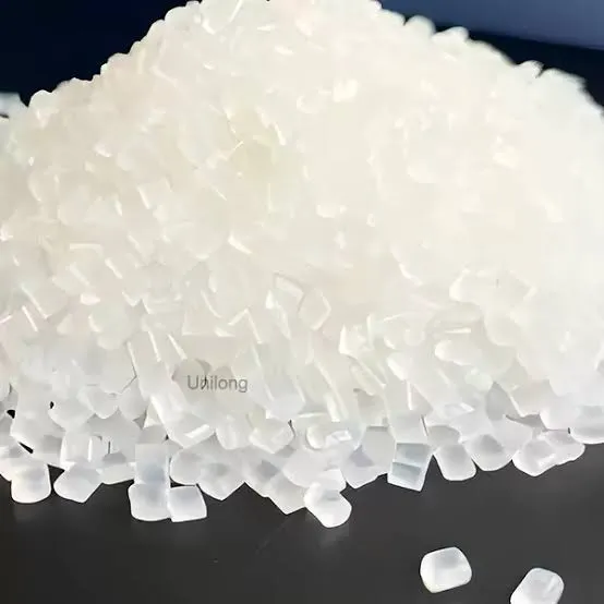 Pellet polyamide PA atau nylon sebagai bahan plastik untuk proses injection molding