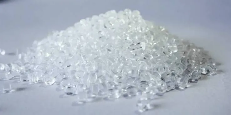 Pellet polystyrene PS sebagai bahan plastik untuk proses pembentukan injection molding